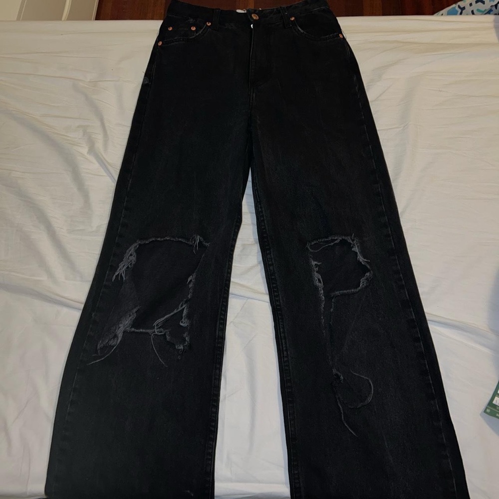 High rise wide/baggy jeans from Bershka